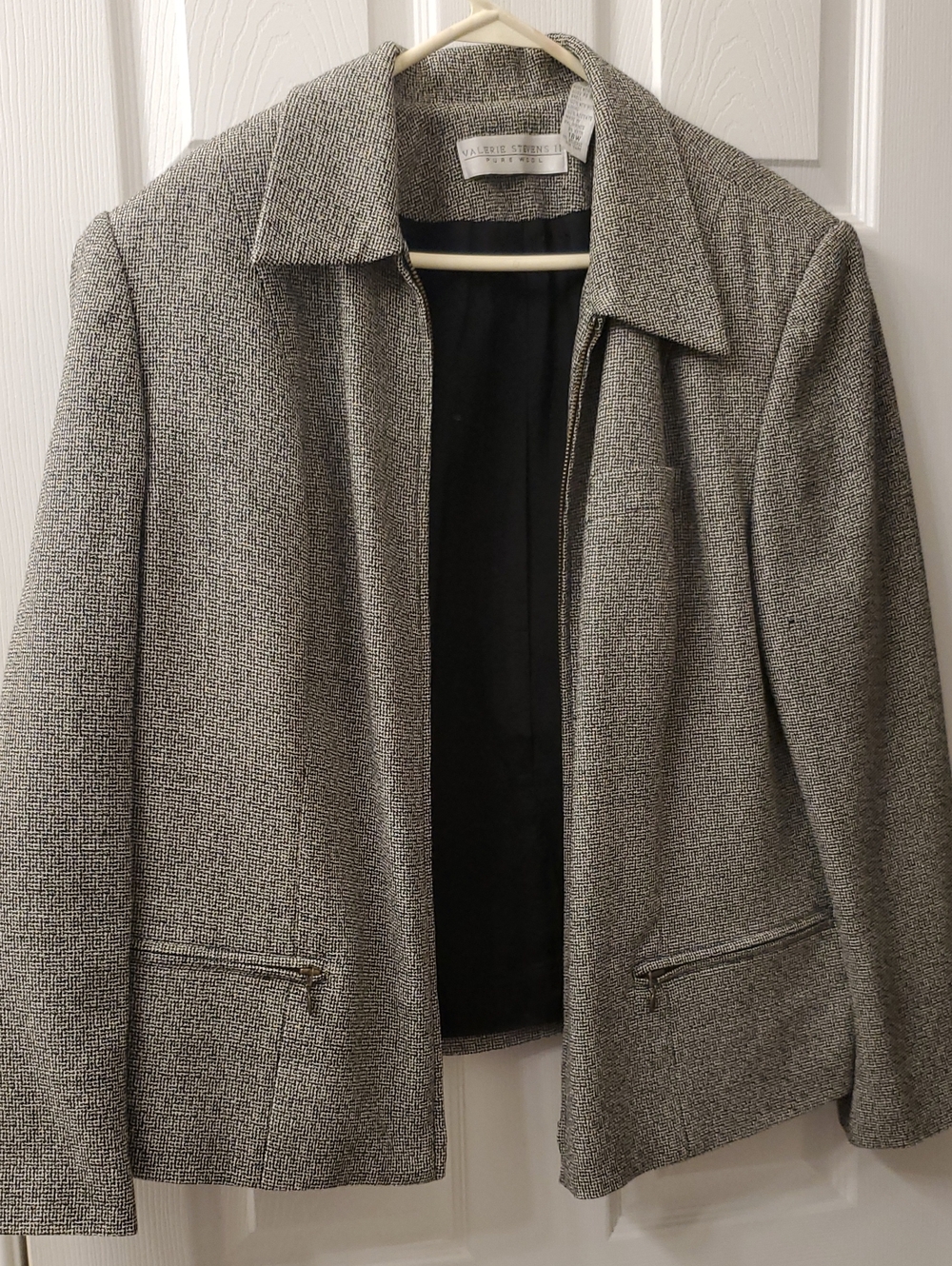 Valerie Stevens Textured Gray Zip-Front Shirt Jacket